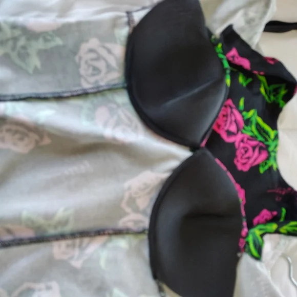 Betsey Johnson Pink Rose Push Up Bra Top S - Picture 6 of 10